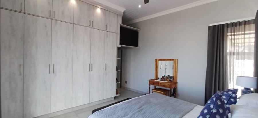 3 Bedroom Property for Sale in Dana Bay Western Cape